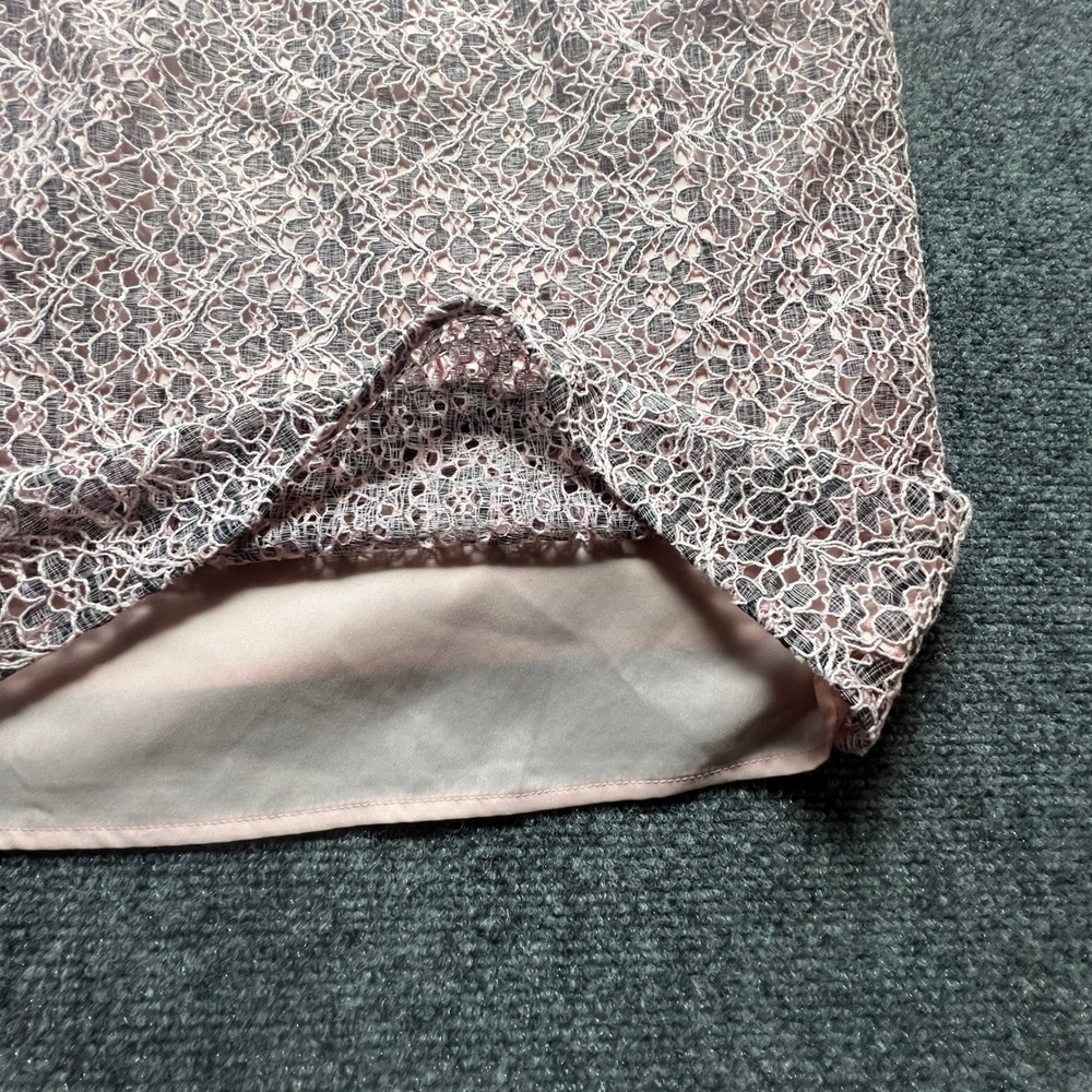 Banana Republic Pink Grey Floral Lace Camisole Top XS V-Neck Lined Camis - Picture 4 of 9